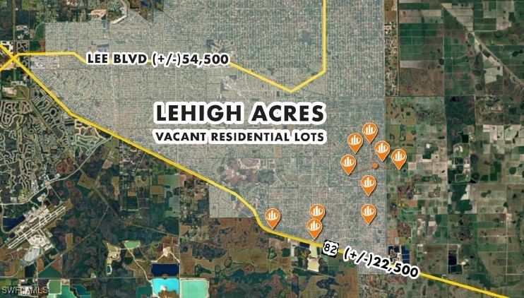 1057 Bell Boulevard S, Lehigh Acres, FL 33974 photo 2