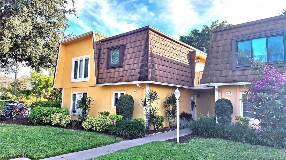 406 Meadowlark Lane #406A, Naples, FL 34105 photo 2