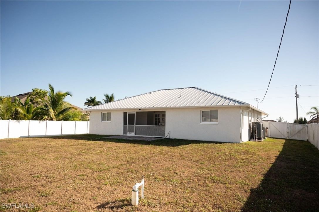 113 NE 11th Terrace, Cape Coral, FL 33909 photo 3