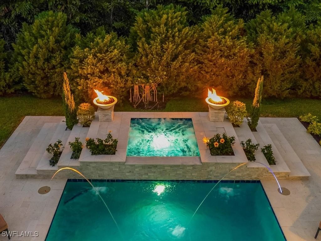 624 Ridge Drive, Naples, FL 34108 photo 4