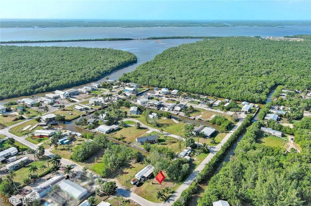 104 Egret Lane, Everglades City, FL 34139 photo 3
