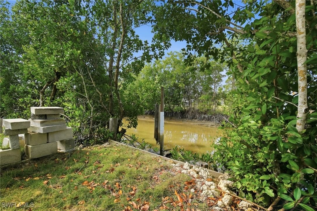 103 Egret Lane, Everglades City, FL 34139 photo 2