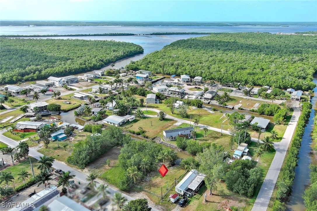 102 Egret Lane, Everglades City, FL 34139 photo 3