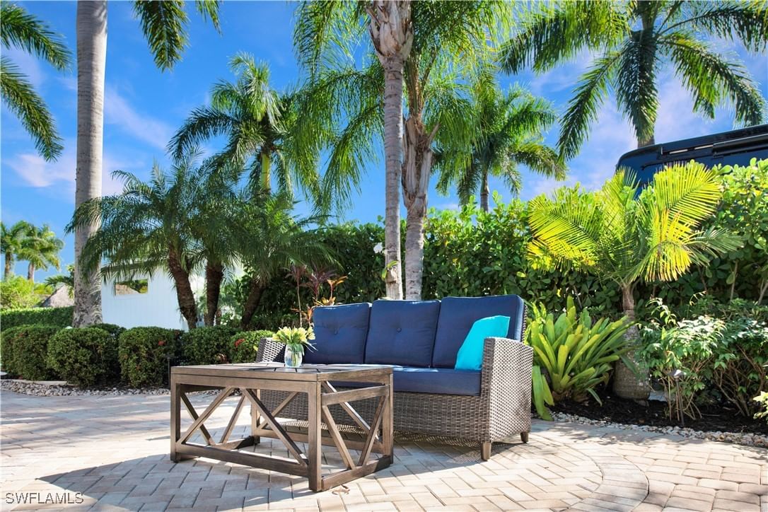 13553 Snapper Lane, Naples, FL 34114 photo 4