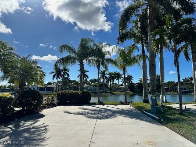 1233 Diamond Lake Circle, Naples, FL 34114 photo 3