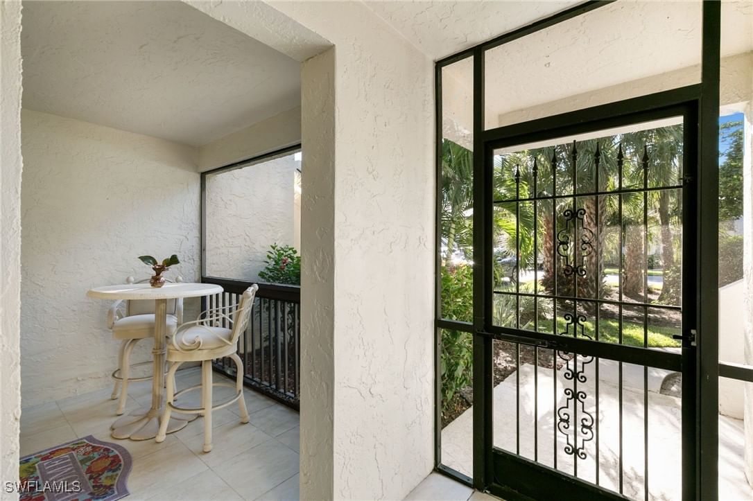 1828 Kings Lake Boulevard #103, Naples, FL 34112 photo 4