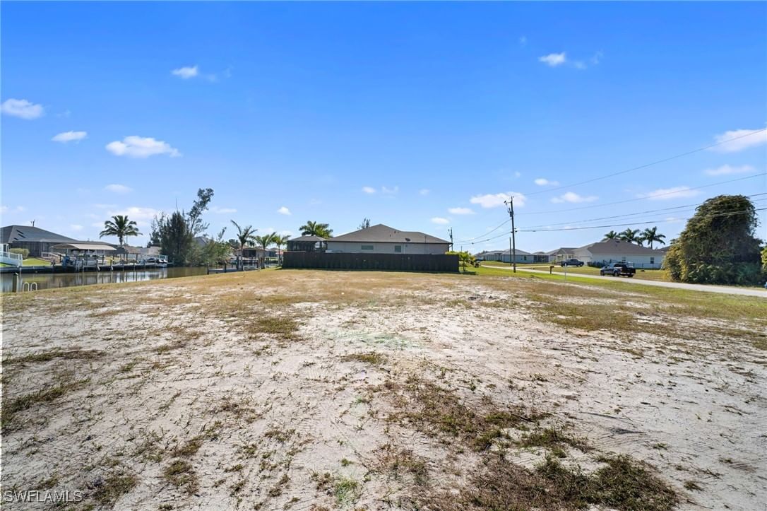2347 NW 36th Place, Cape Coral, FL 33993 photo 5