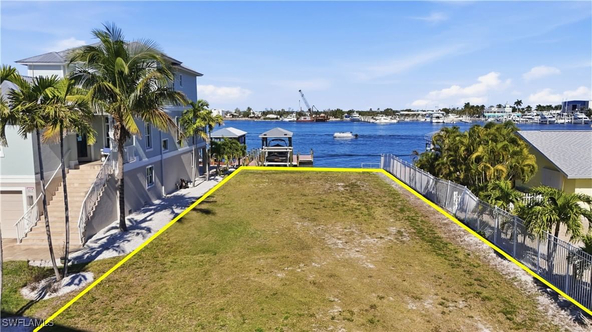 327 Fairweather Lane, Fort Myers Beach, FL 33931 photo 2