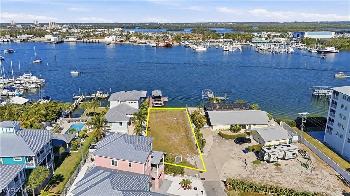 327 Fairweather Lane, Fort Myers Beach, FL 33931 photo 5