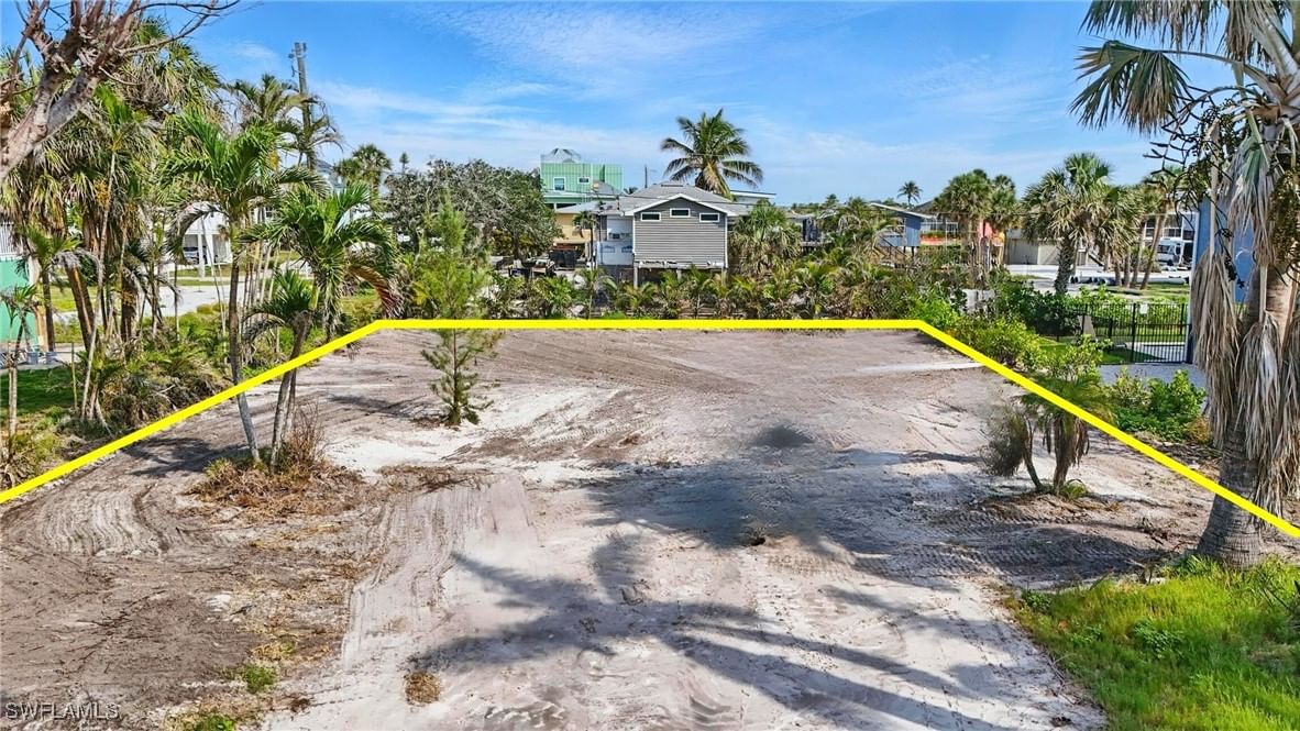 121 Gulf Island Drive, Fort Myers Beach, FL 33931 photo 3