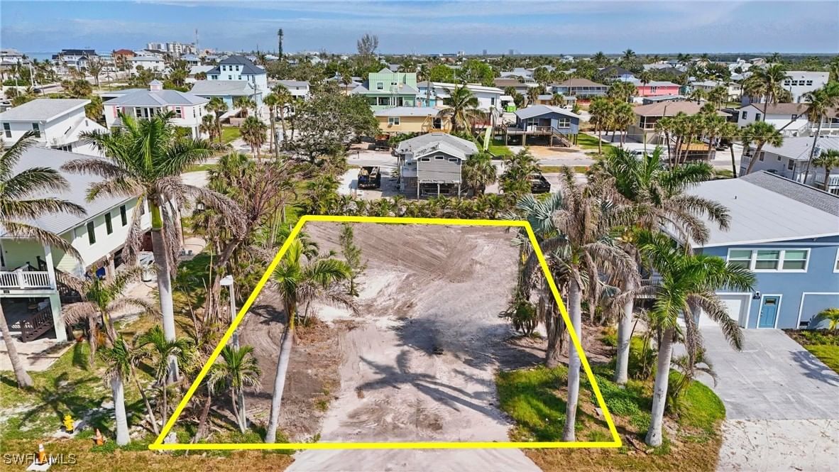 121 Gulf Island Drive, Fort Myers Beach, FL 33931 photo 4