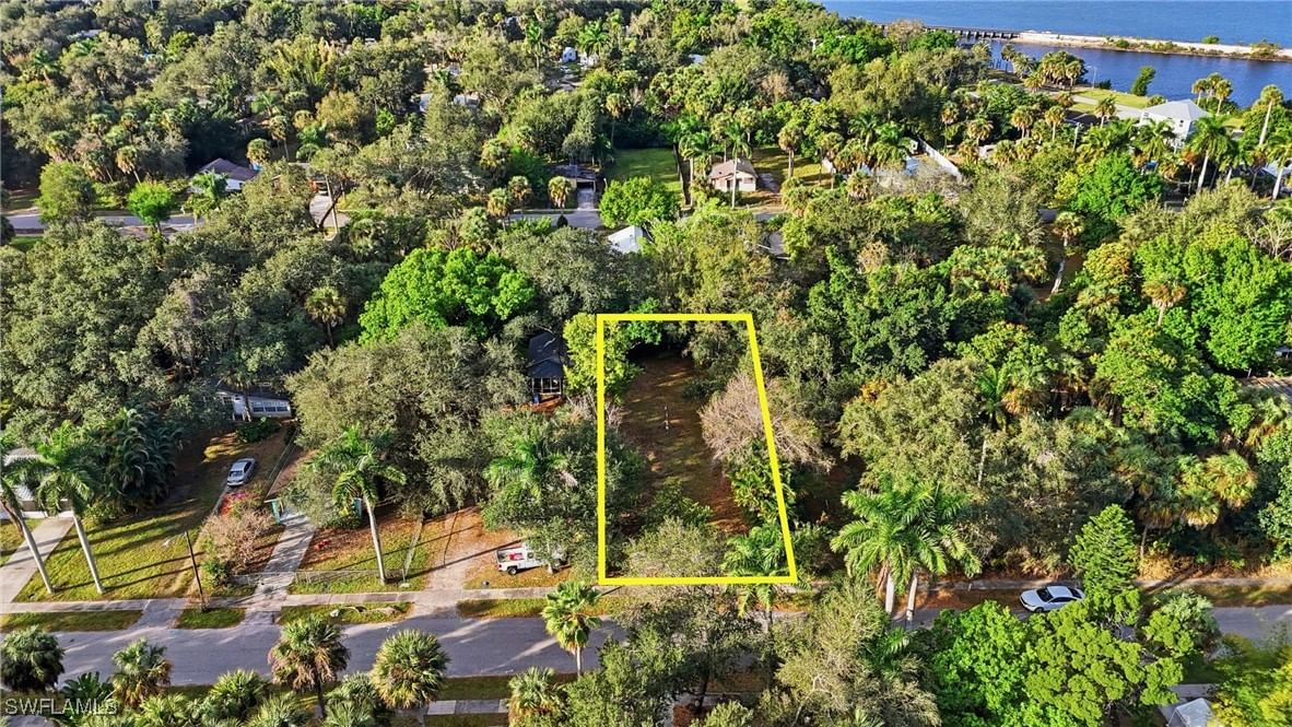 228 Delray Avenue, Fort Myers, FL 33905 photo 3