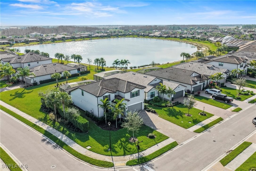 19511 Deming Lane, Estero, FL 33928 photo 4