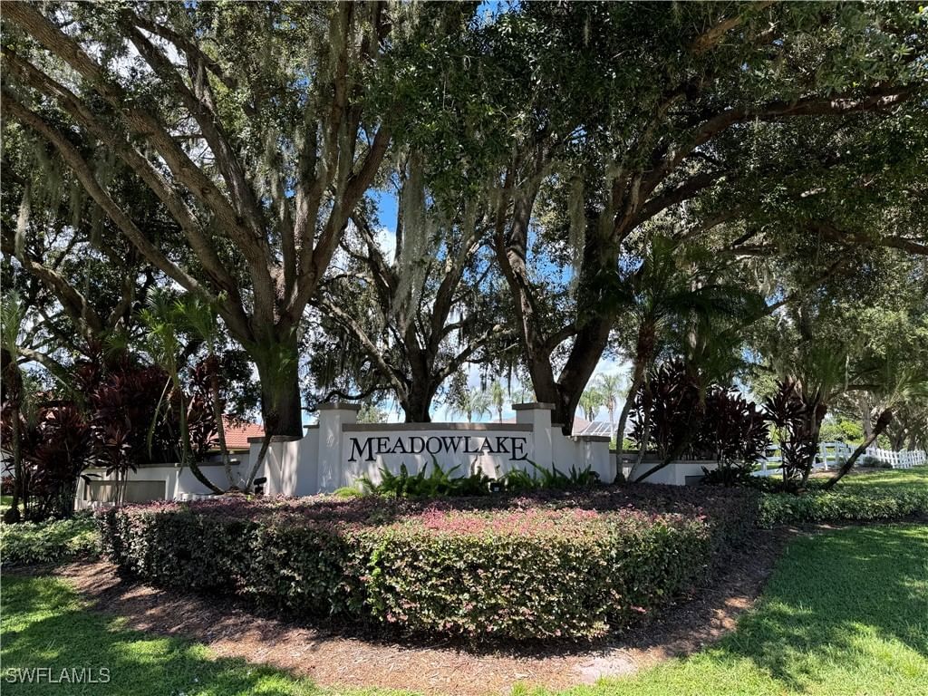 13 Meadowlake Circle S, Lake Placid, FL 33852 photo 2