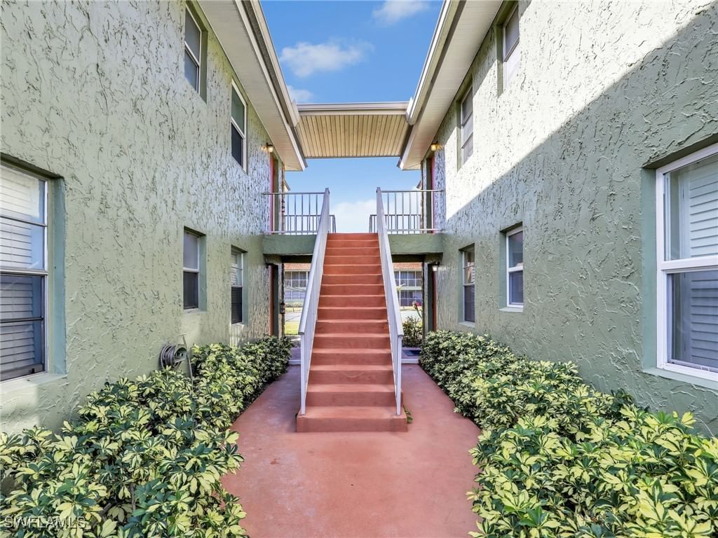 1400 Pompei Lane #52, Naples, FL 34103 photo 4