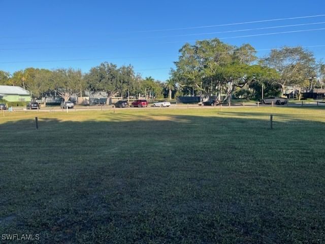 670 Park Street, Naples, FL 34102 photo 3