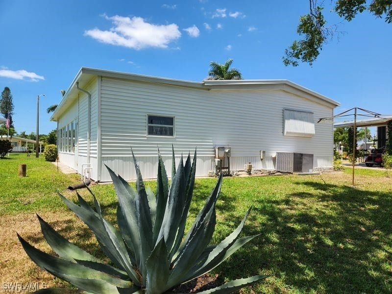 26256 Duchess Lane, Bonita Springs, FL 34135 photo 4