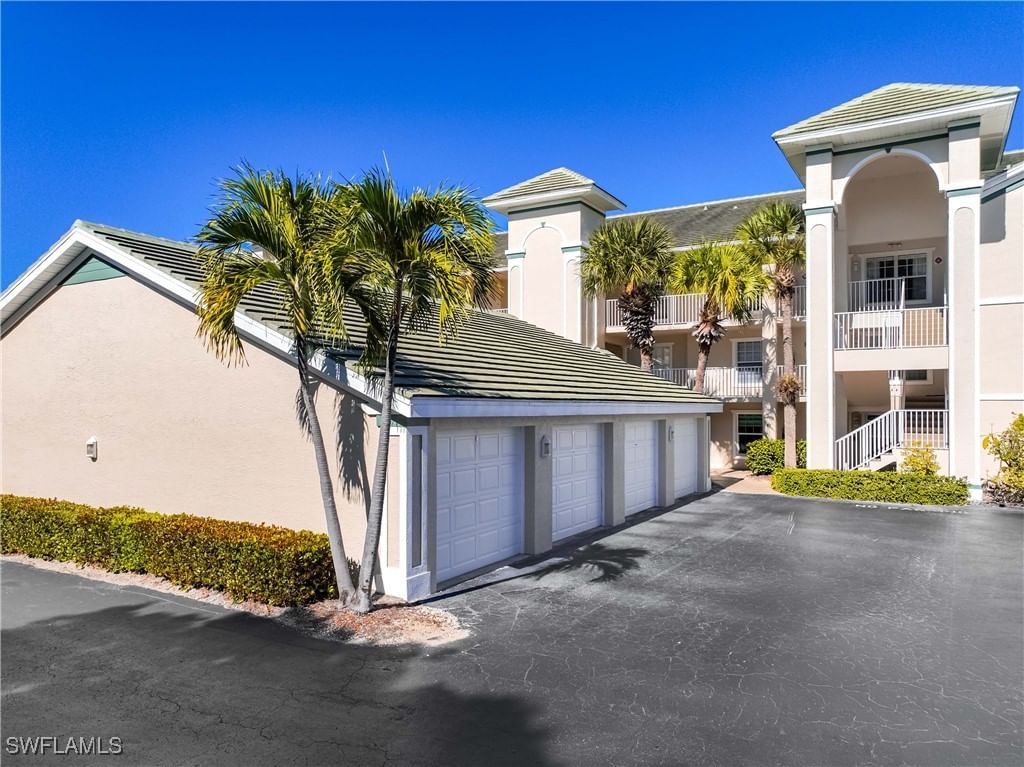 28871 Bermuda Lago Court #304, Bonita Springs, FL 34134 photo 3