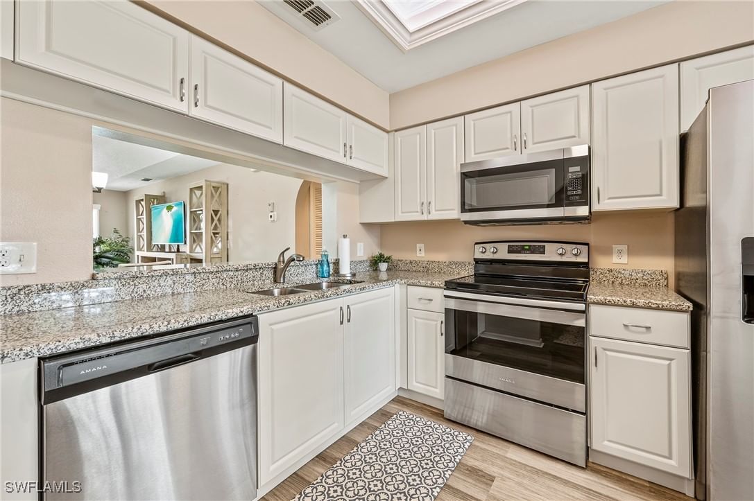 529 Mardel Drive #304, Naples, FL 34104 photo 2