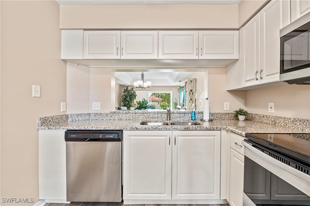 529 Mardel Drive #304, Naples, FL 34104 photo 3
