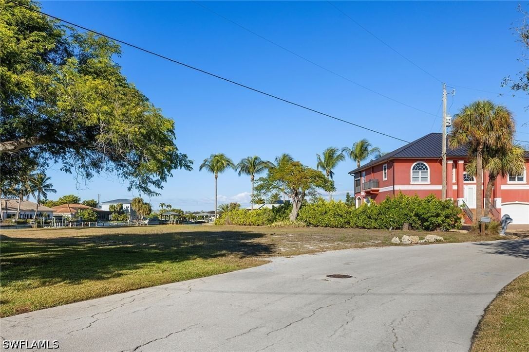 271 Randy Lane, Fort Myers Beach, FL 33931 photo 3