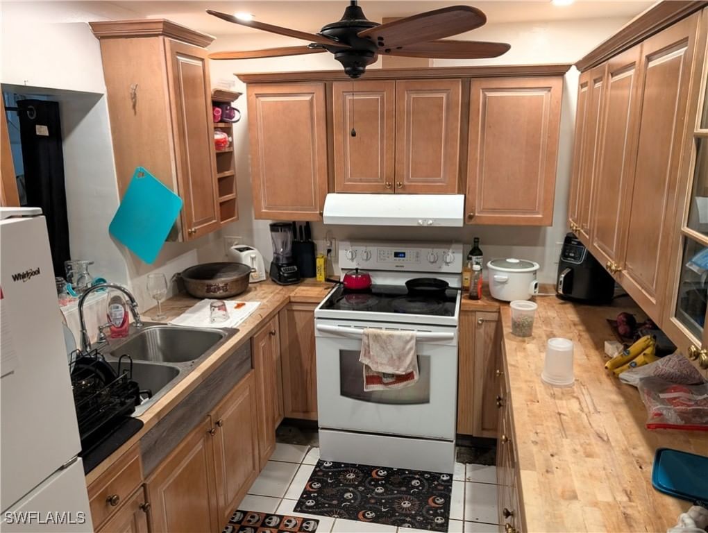 2416 Andrew Drive, Naples, FL 34112 photo 3