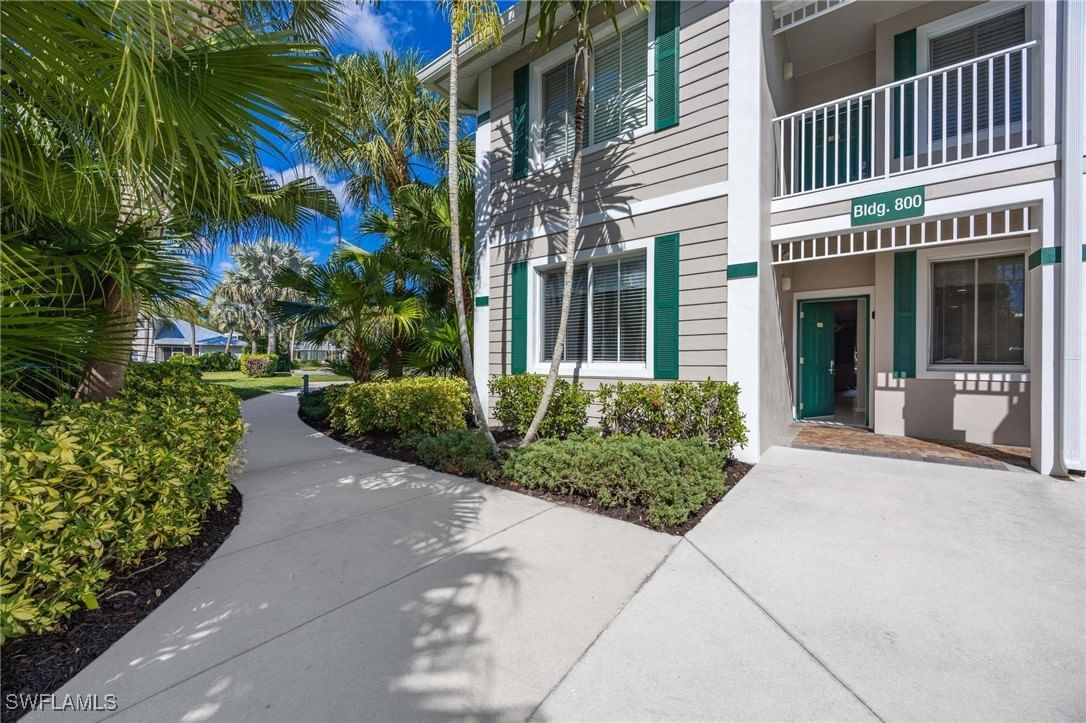 7930 Mahogany Run Lane #811, Naples, FL 34113 photo 3