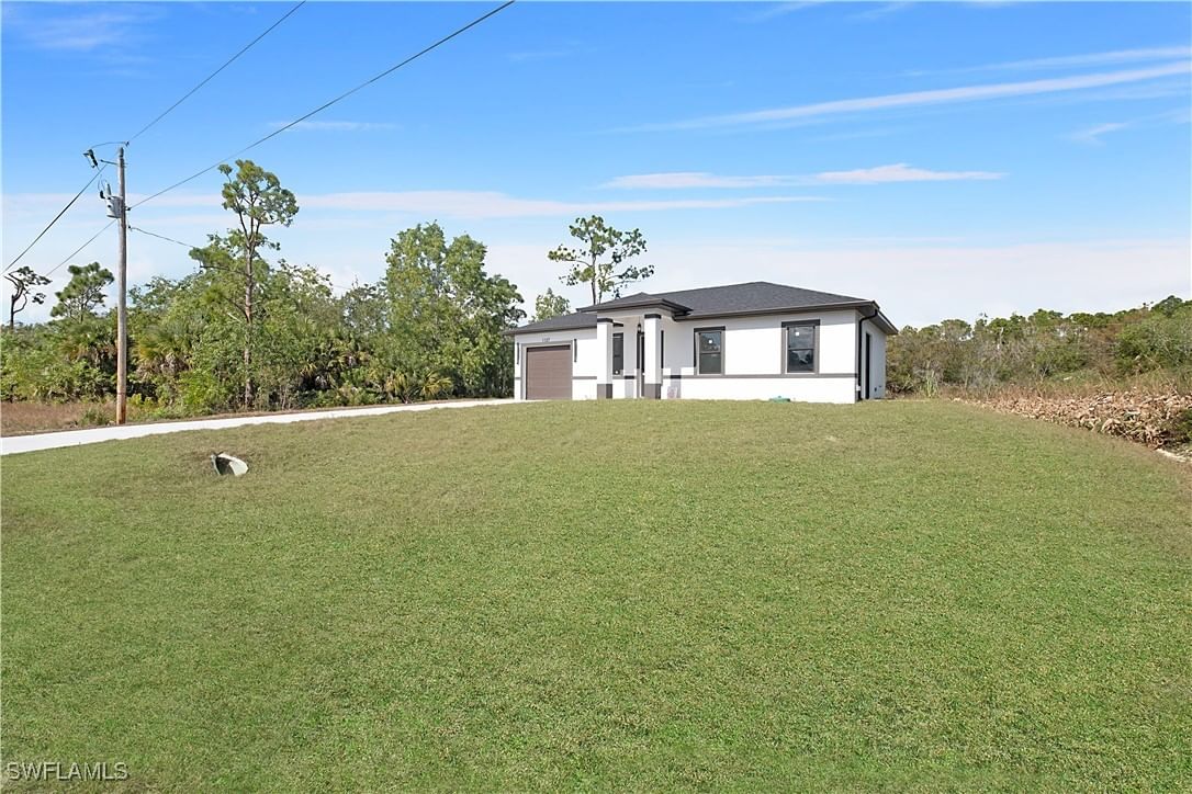 1127 Rachel Street E, Lehigh Acres, FL 33974 photo 2