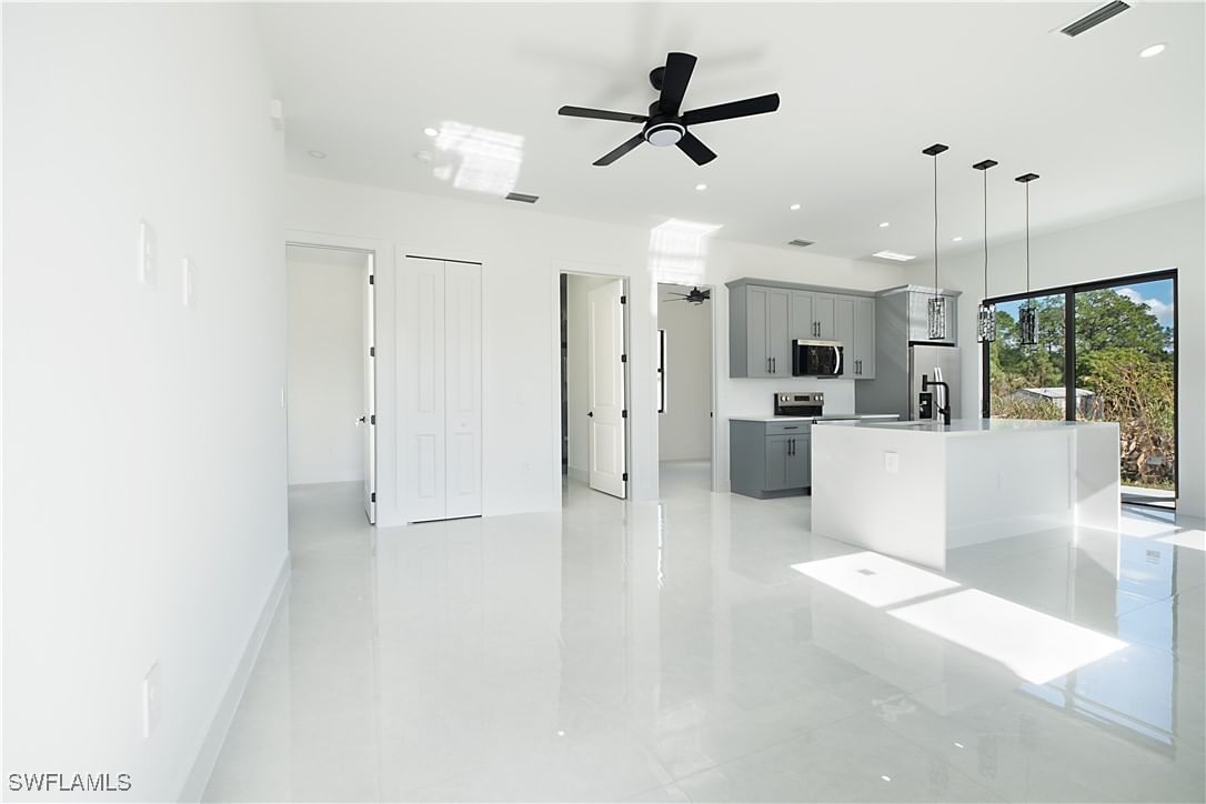 1127 Rachel Street E, Lehigh Acres, FL 33974 photo 3