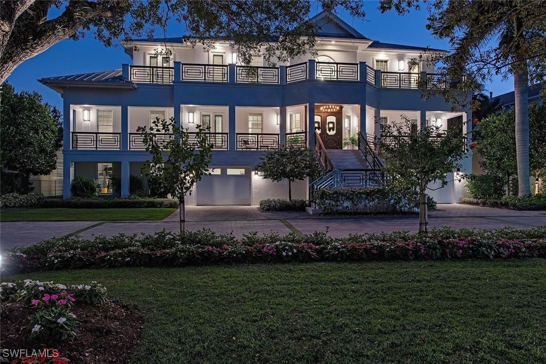 140 3rd Avenue S, Naples, FL 34102 photo 3