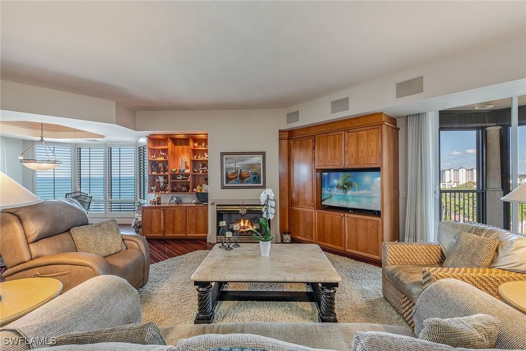 8477 Bay Colony Drive #902, Naples, FL 34108 photo 5