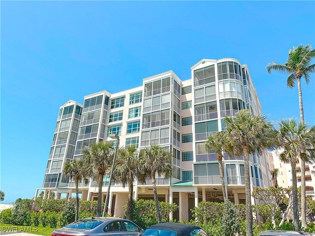 269 Barefoot Beach Boulevard #PH3, Bonita Springs, FL 34134 photo 4