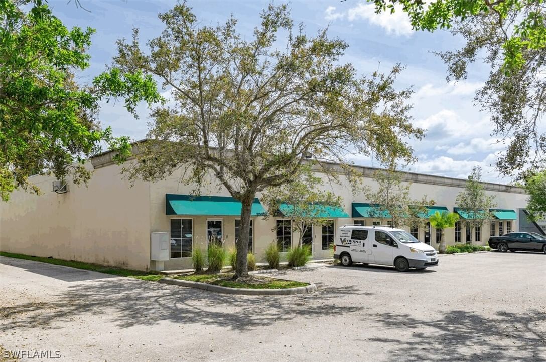 1076 Business Lane #1, Naples, FL 34110 photo 2