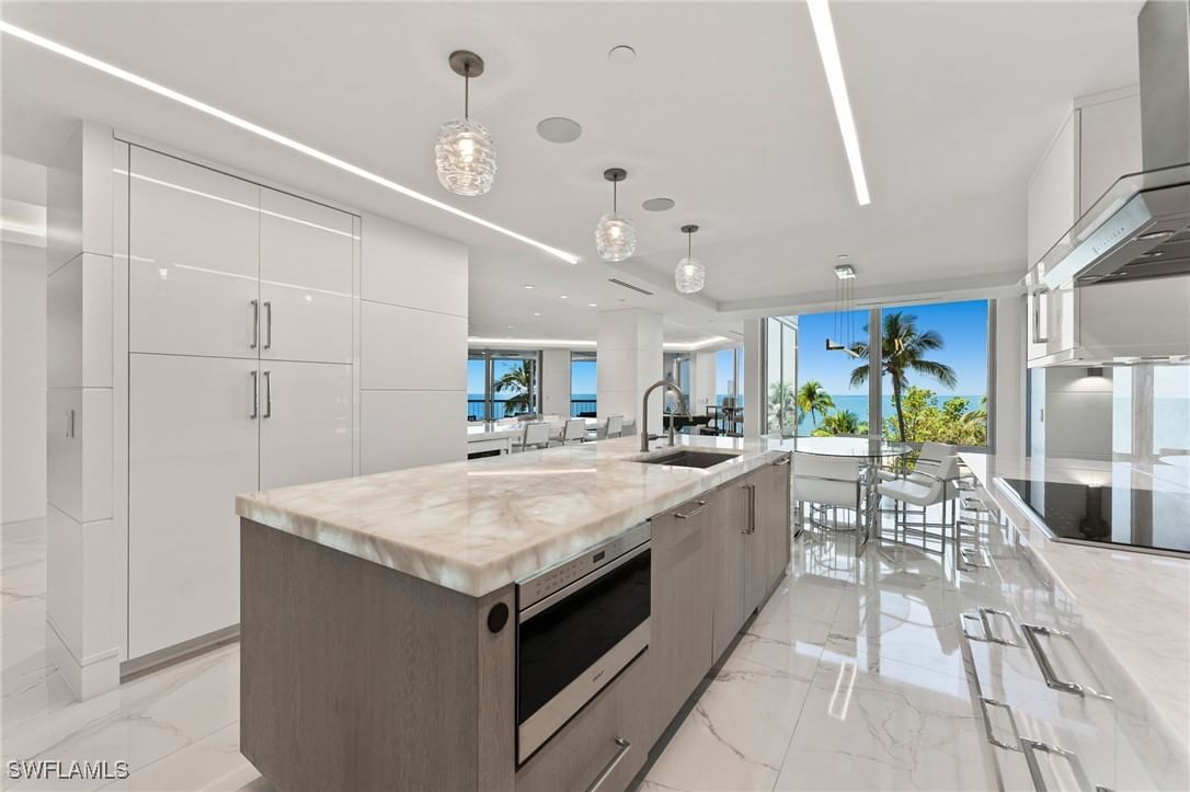 4951 Gulf Shore Boulevard N #103, Naples, FL 34103 photo 5