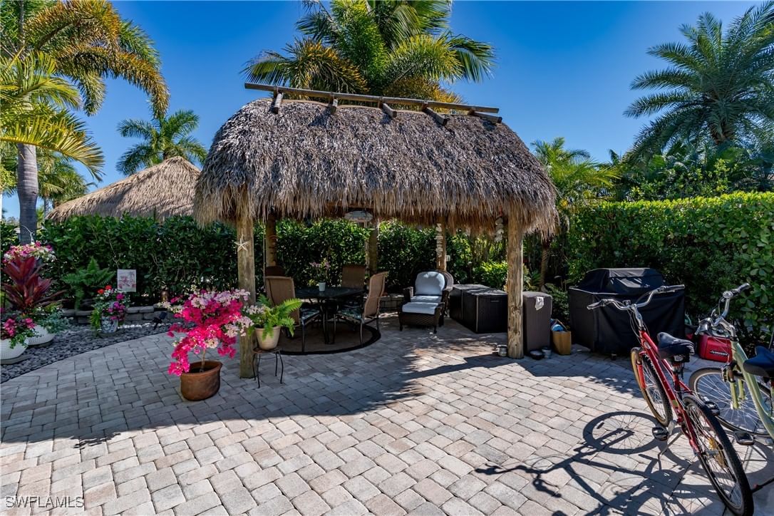 13466 Ladyfish Lane, Naples, FL 34114 photo 2