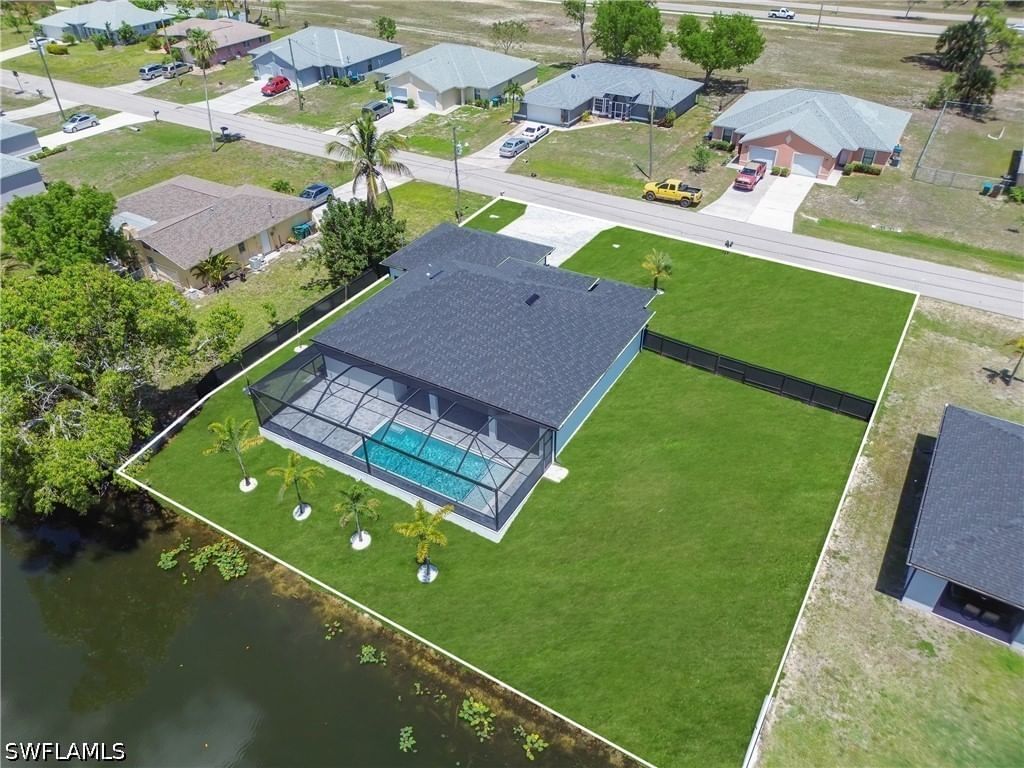 1114 SW 8th Place, Cape Coral, FL 33991 photo 3