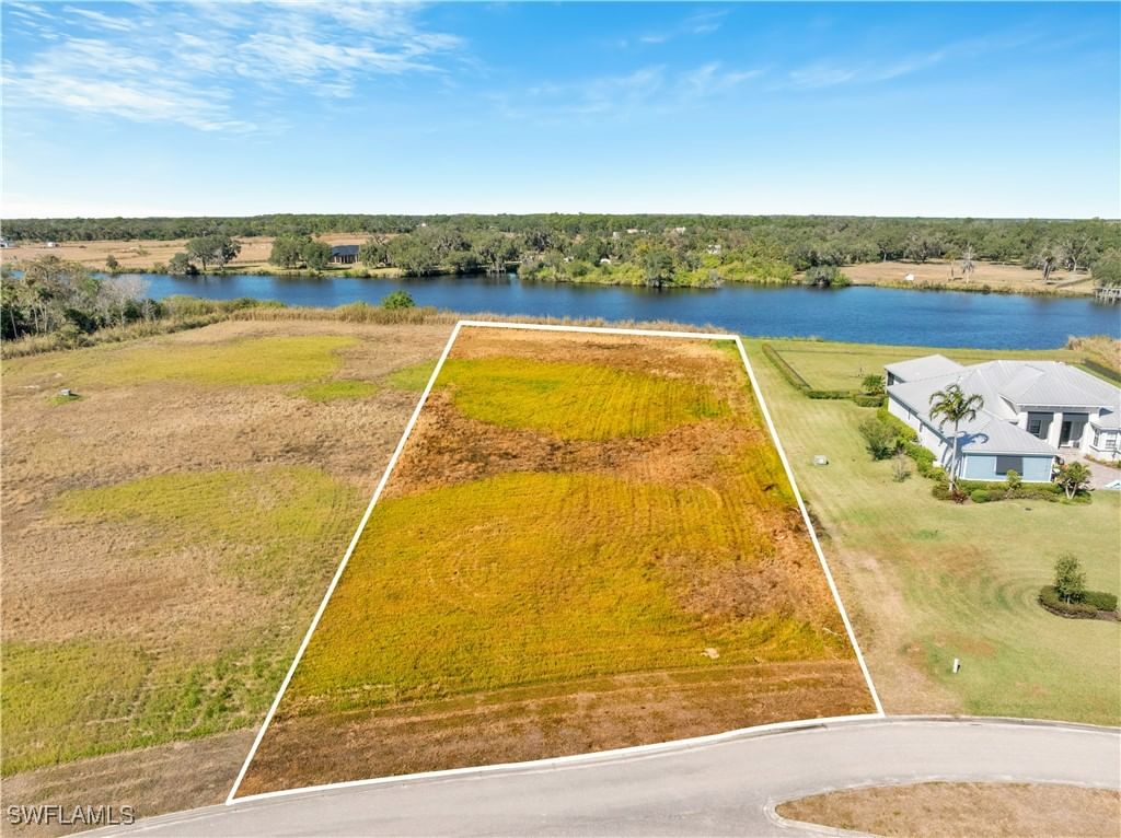 2110 Silk Bay Boulevard, Alva, FL 33920 photo 2