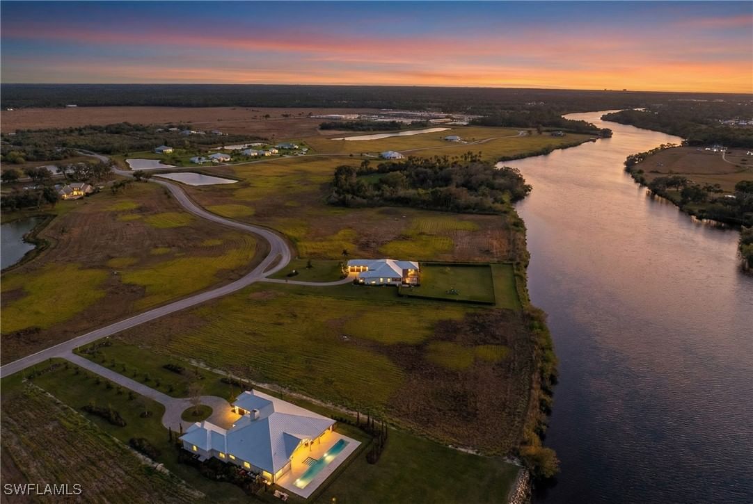2110 Silk Bay Boulevard, Alva, FL 33920 photo 4
