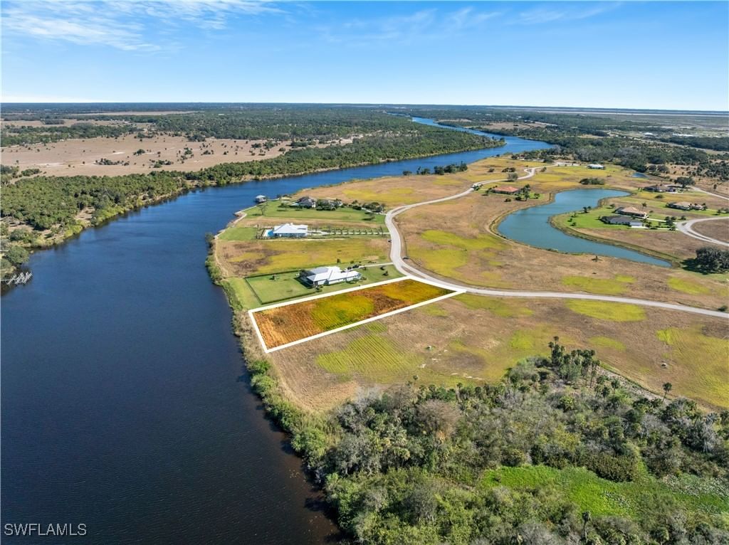 2110 Silk Bay Boulevard, Alva, FL 33920 photo 5