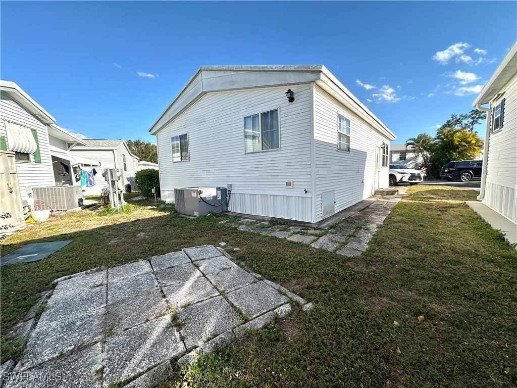 4520 Candlestick Court E, Estero, FL 33928 photo 4