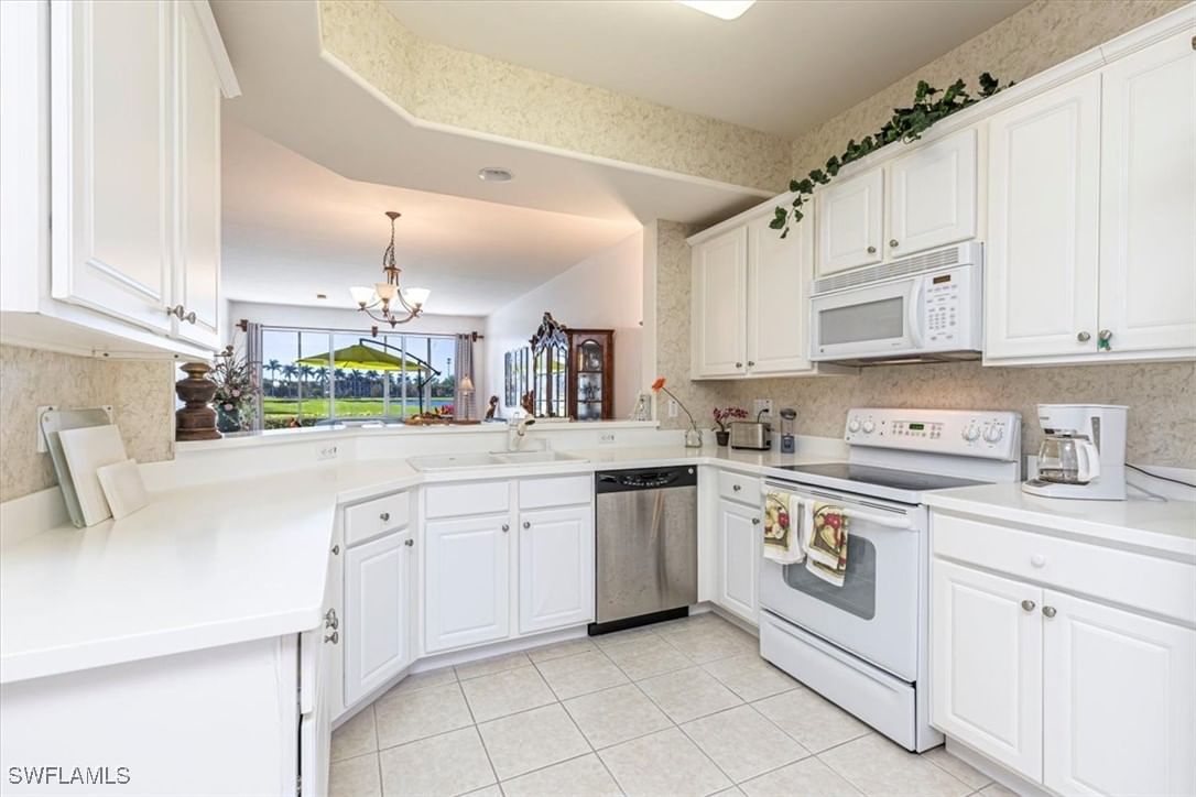 9195 Michael Circle #1303, Naples, FL 34113 photo 3