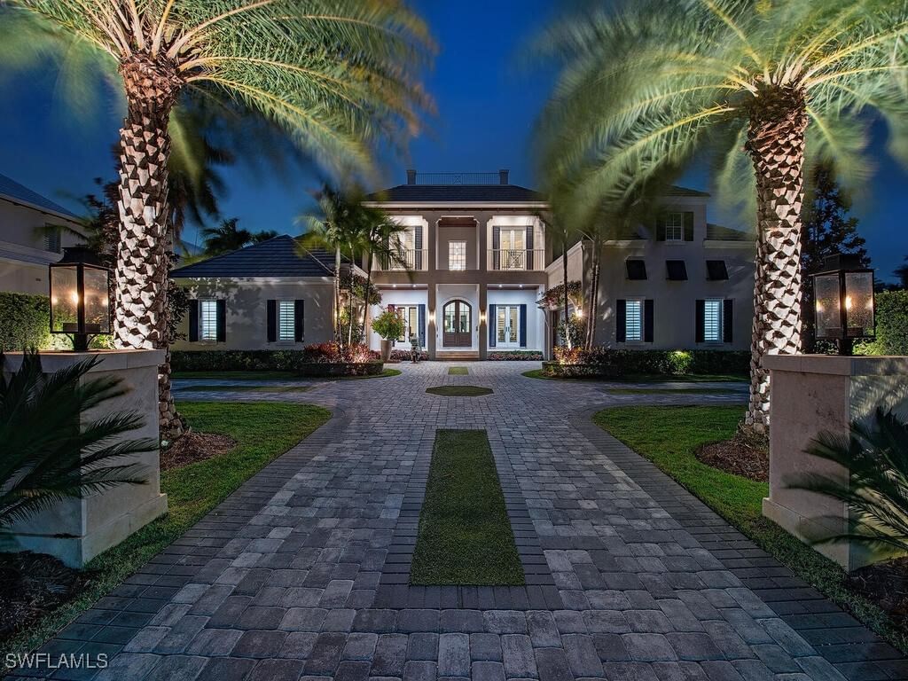 3243 Gin Lane, Naples, FL 34102 photo 2