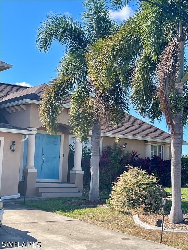2020 NE 34th Lane, Cape Coral, FL 33909 photo 2