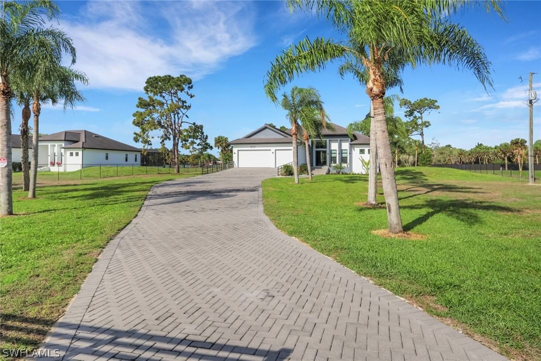 653 23rd Street SW, Naples, FL 34117 photo 3