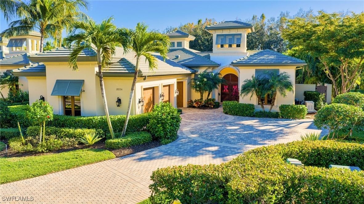 28724 La Caille Drive, Naples, FL 34119 photo 3