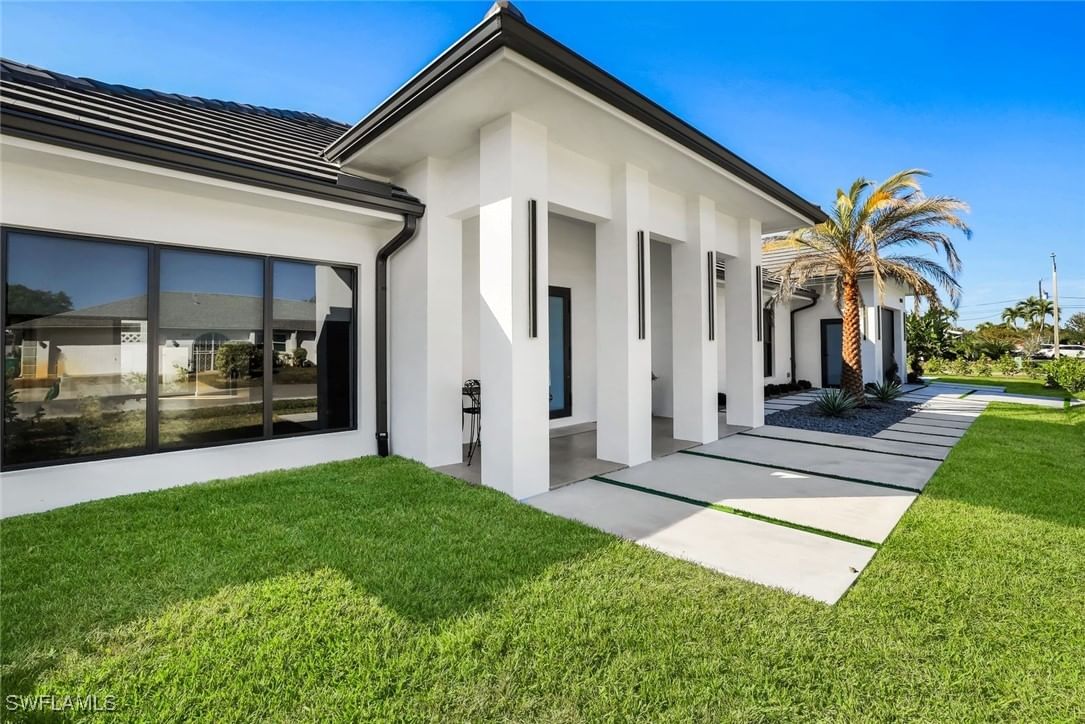 10771 6th Street, Naples, FL 34108 photo 4