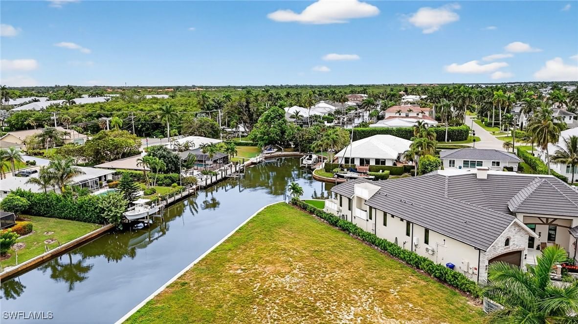 1693 BONITA Court, Naples, FL 34102 photo 3
