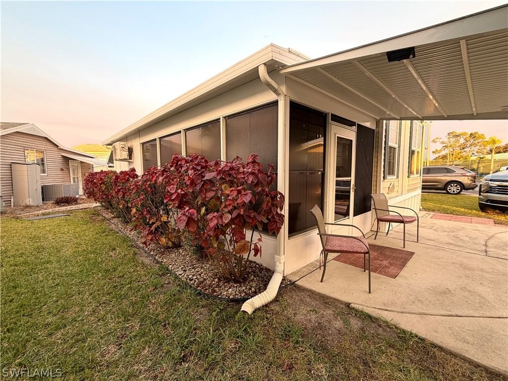 4710 Split Log Lane W, Estero, FL 33928 photo 3