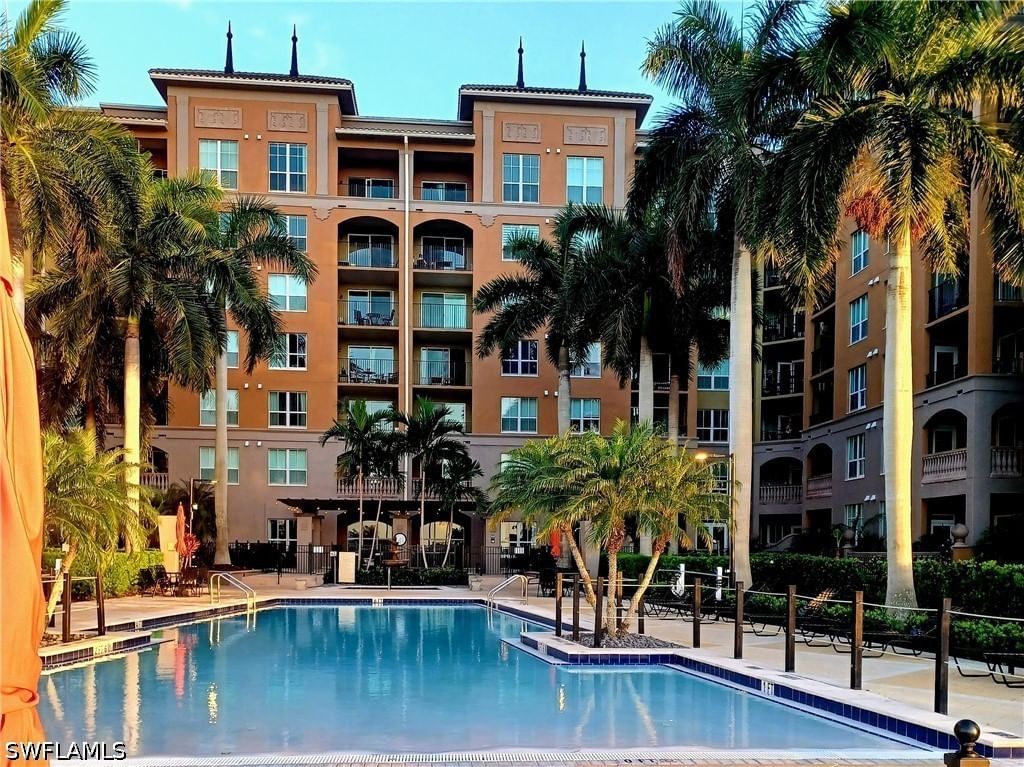 2825 Palm Beach Boulevard #416, Fort Myers, FL 33916 photo 2