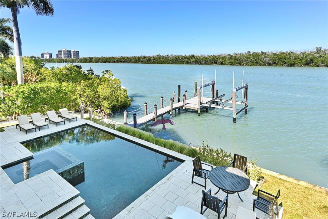 26744 Mclaughlin Boulevard, Bonita Springs, FL 34134 photo 4